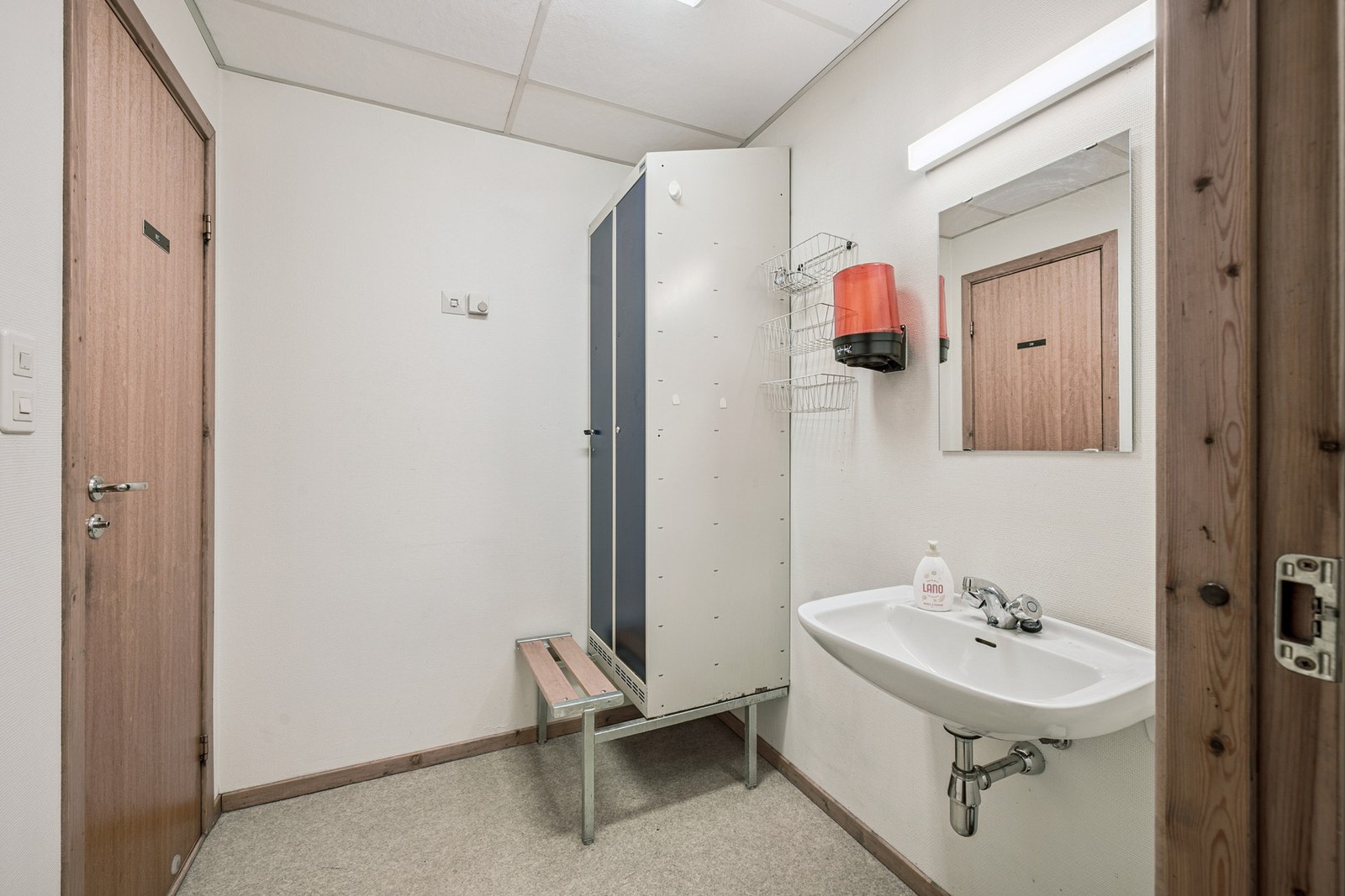 Garderobe Galleribilde