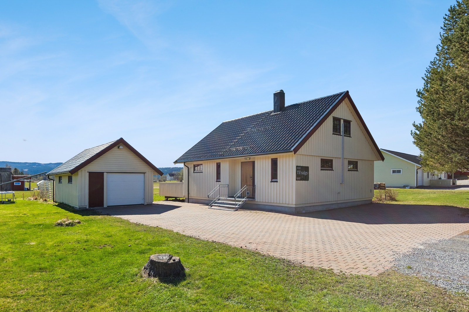 Velkommen til Haverneset 18! En pen og velholdt enebolig med attraktiv beliggenhet. Galleribilde
