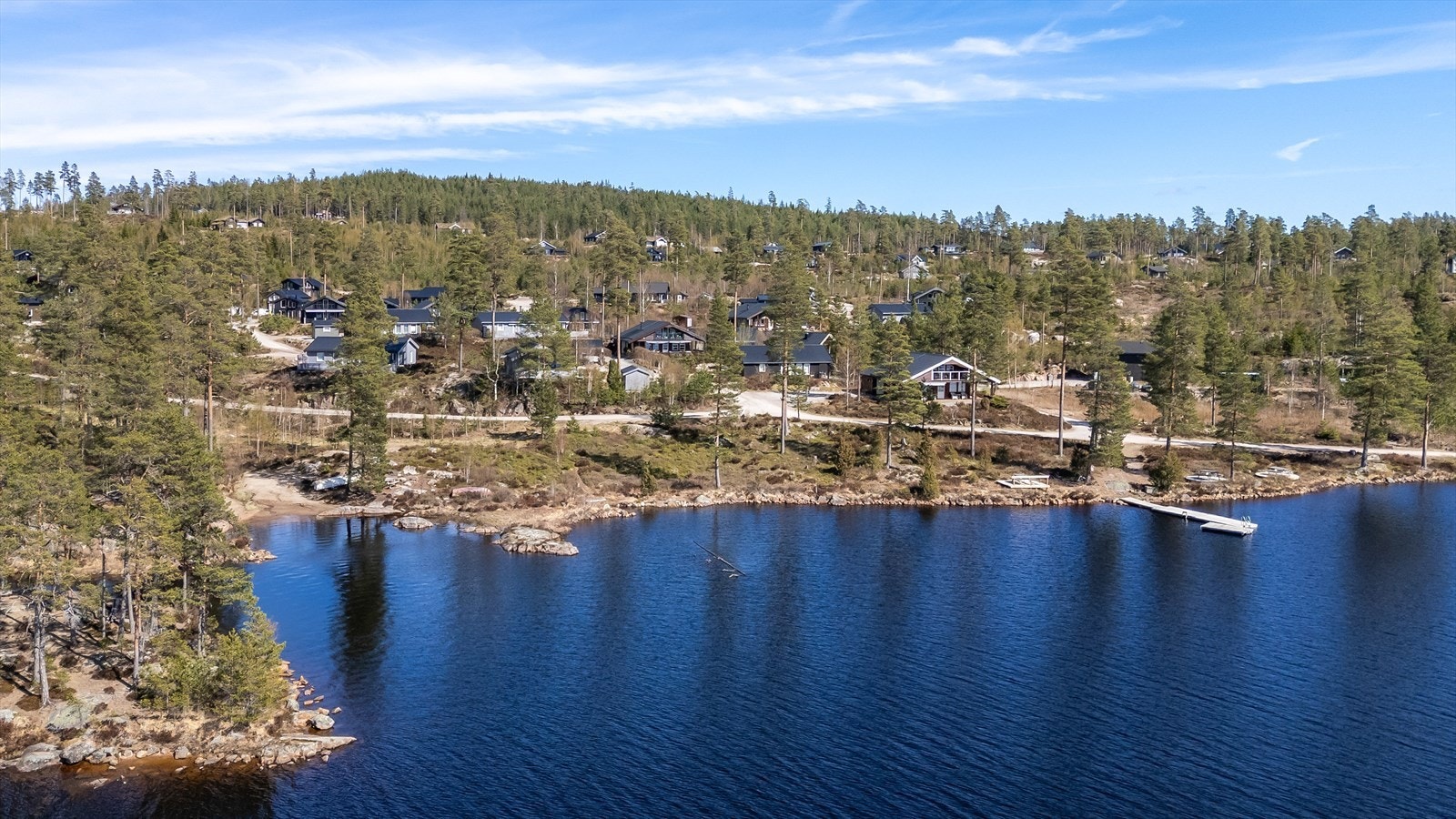 Området inviterer til friluftsliv året rundt, med ro, frisk luft og naturskjønne omgivelser som bakteppe for et aktivt liv. Galleribilde