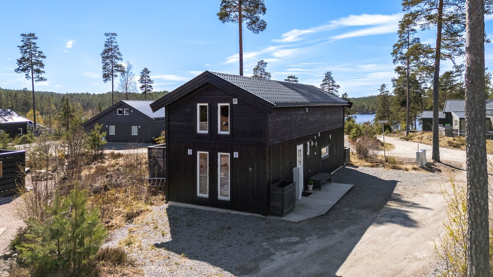 Området inviterer til friluftsliv året rundt, med ro, frisk luft og naturskjønne omgivelser som bakteppe Galleribilde