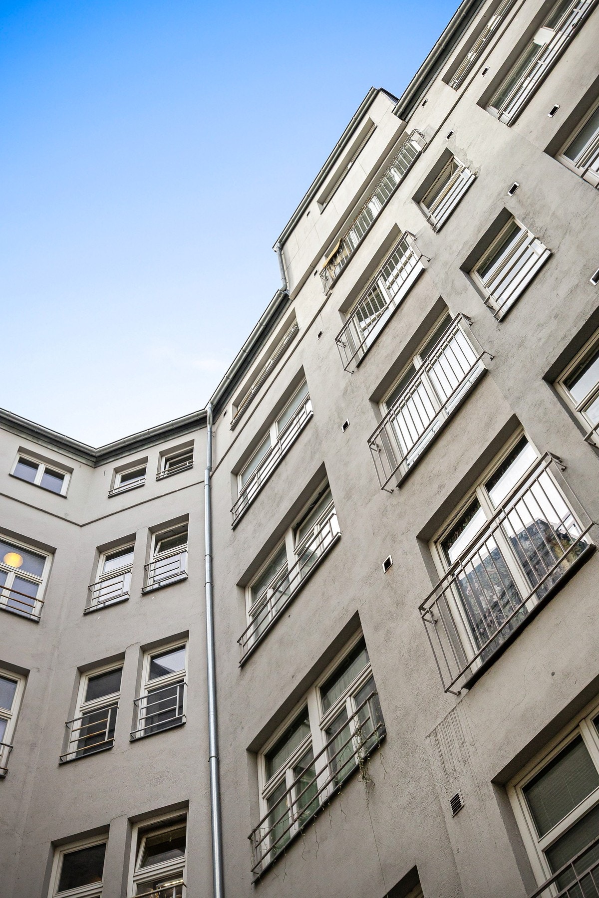 Husk å melde deg på visning! Galleribilde