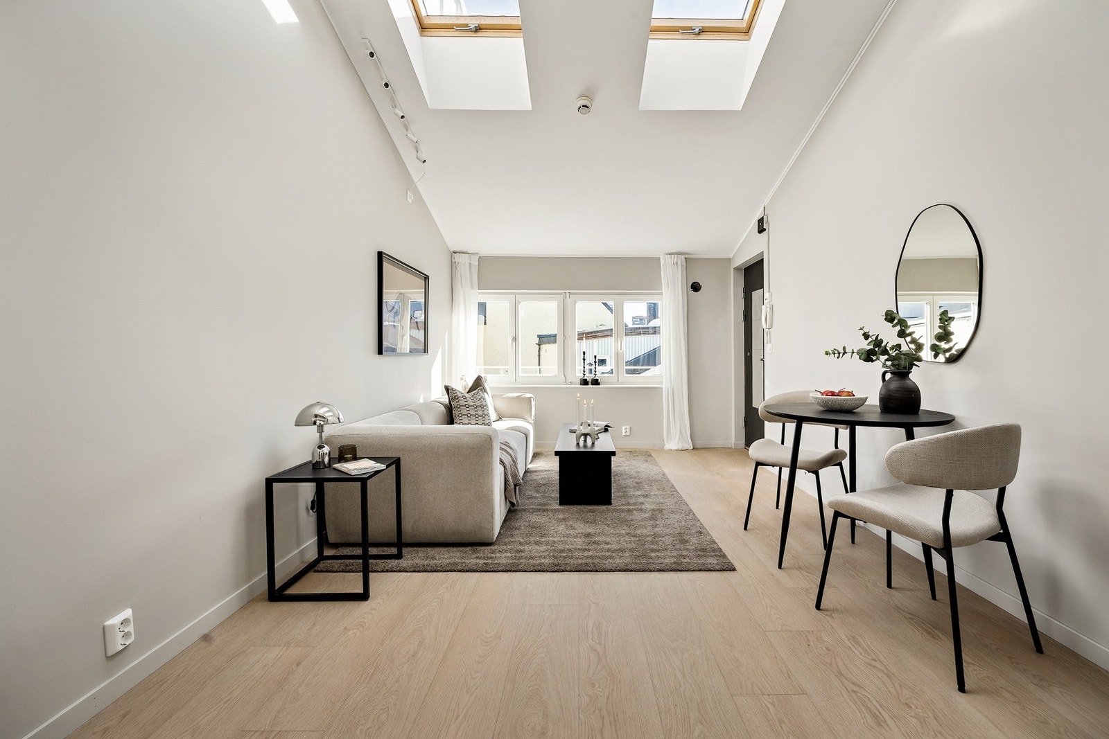 Frittstående borettslag - Det er ingen dok.avgift og praktiseres ikke forkjøpsrett. Galleribilde