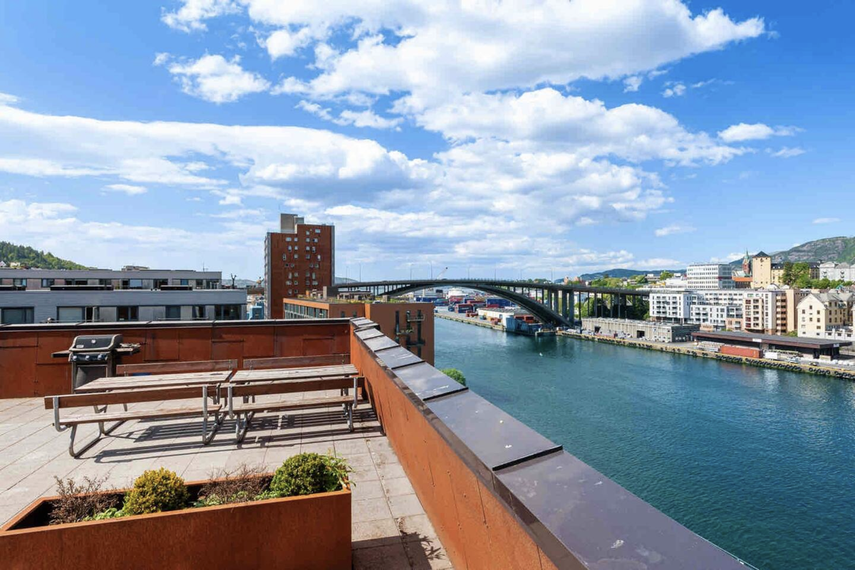 På takterrasse er det felles grill du kan benytte! Galleribilde