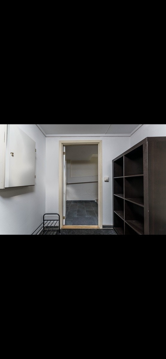 Inngangsparti sett innenfra Galleribilde