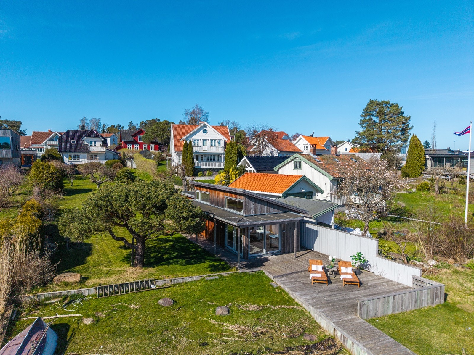 Aneks oppført i 2011 Galleribilde