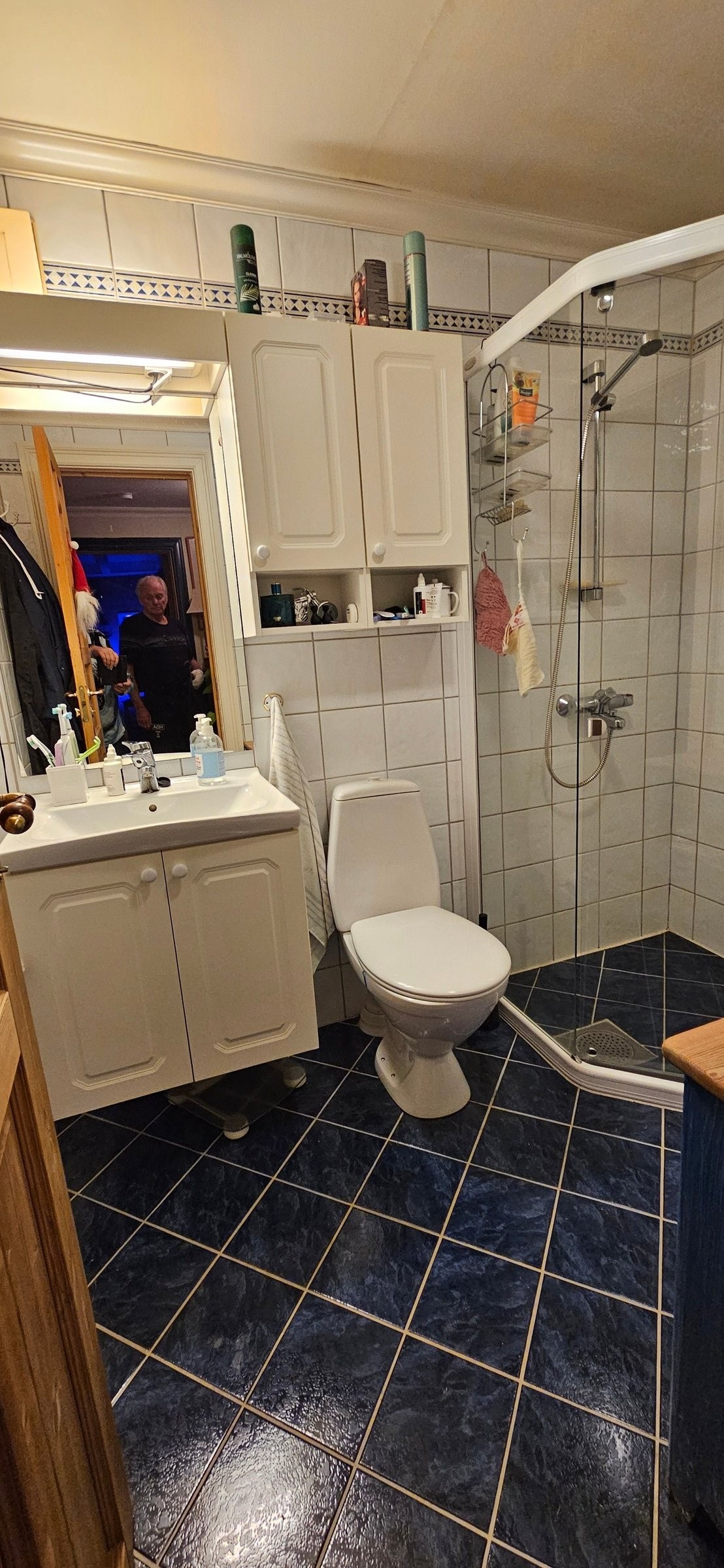Bad hovedetasje Galleribilde
