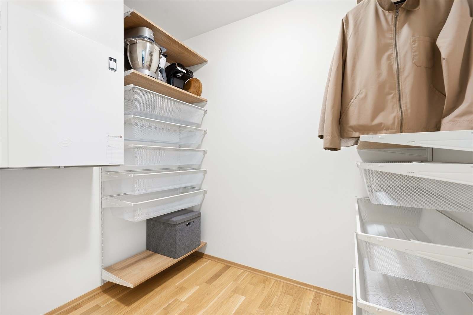 Leiligheten har også en innvendig bod på 3 m² som kan innredes som garderobe, eller anvendes som en ordinær bod til hverdagslig lagring. Galleribilde