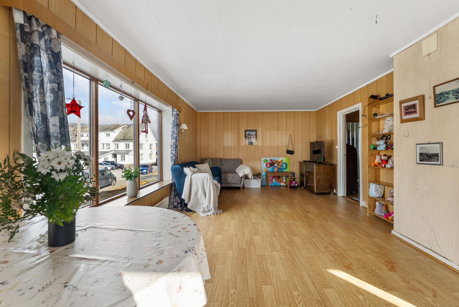 Stuen er et naturlig samlingspunkt for hele familien. Galleribilde