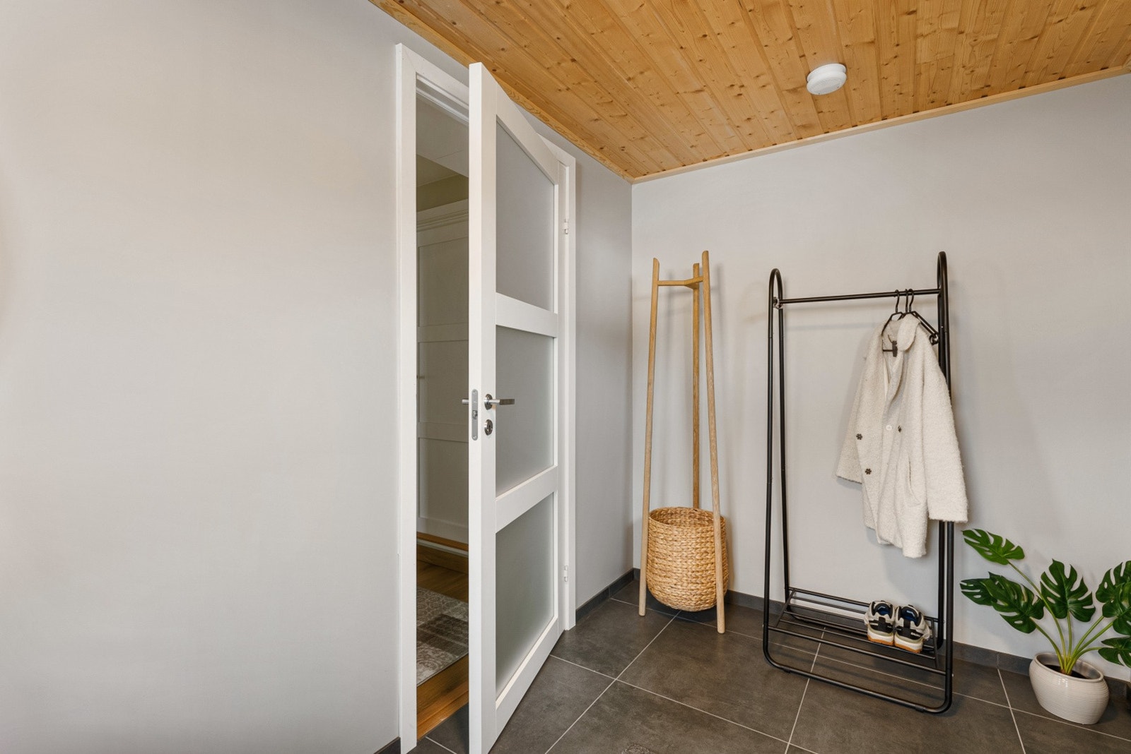 Gangen er romslig og har et moderne preg. Galleribilde
