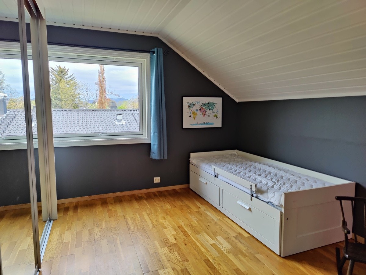 Soverom 2 loft Galleribilde