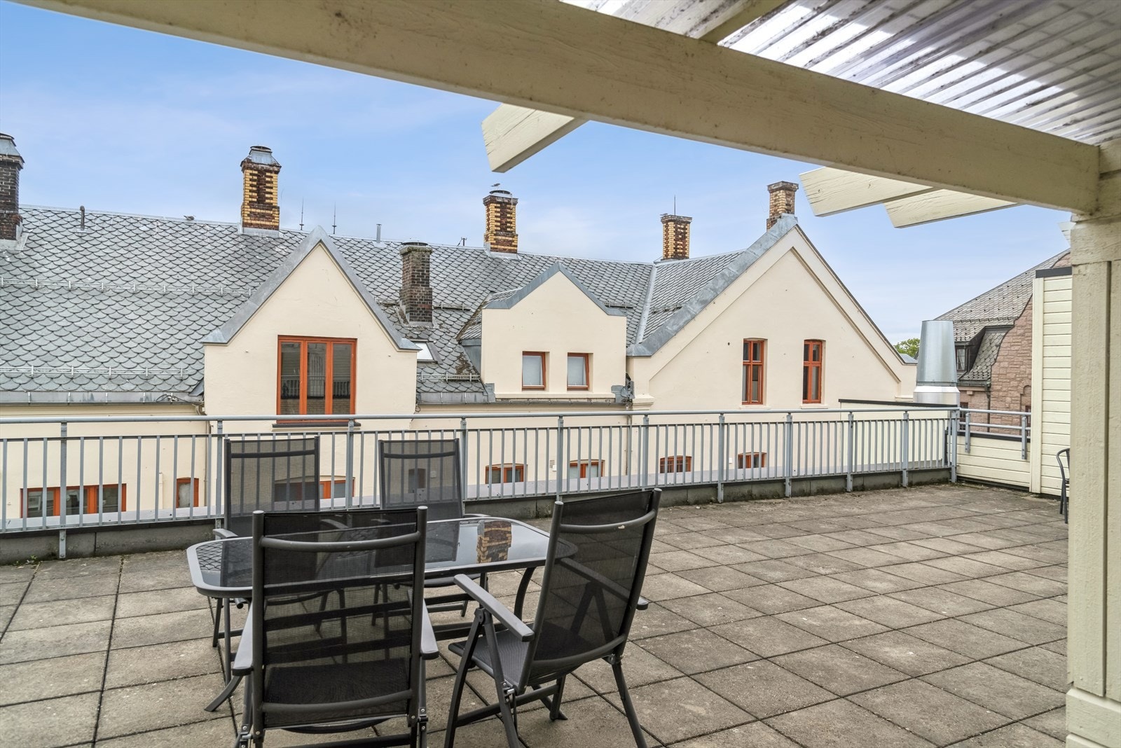 Felles takterrasse i nabobygget. Galleribilde