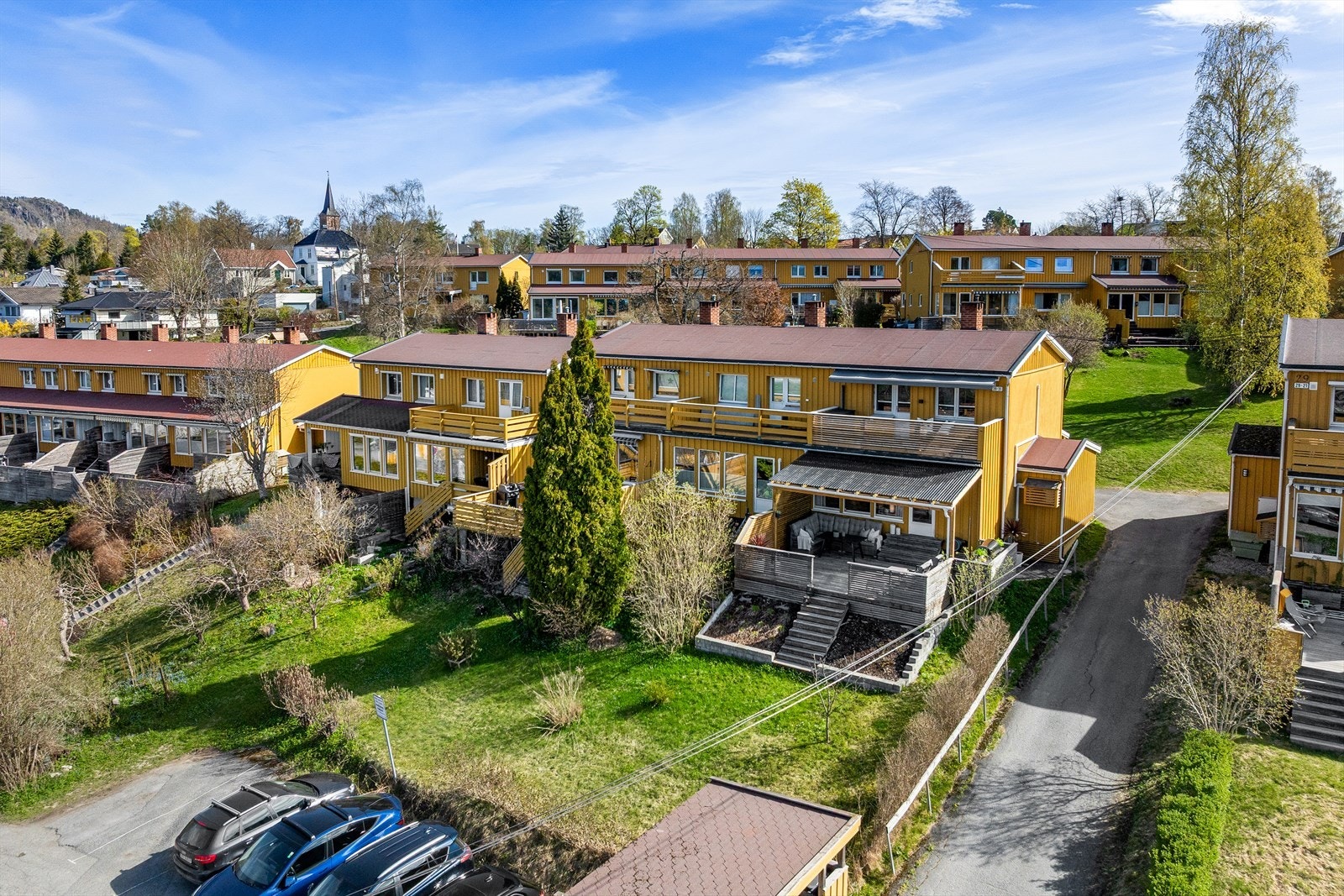 Boligsameiet Asker Hageby består av 84 boligseksjoner i et veletablert og rolig område. Galleribilde