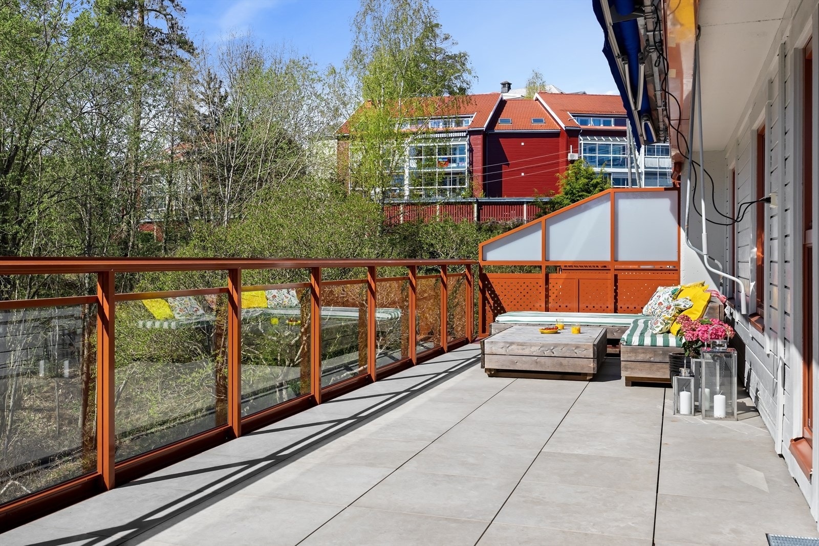 Leiligheten byr på en fantastisk terrasse på hele 30kvm som har gode solforhold. Galleribilde