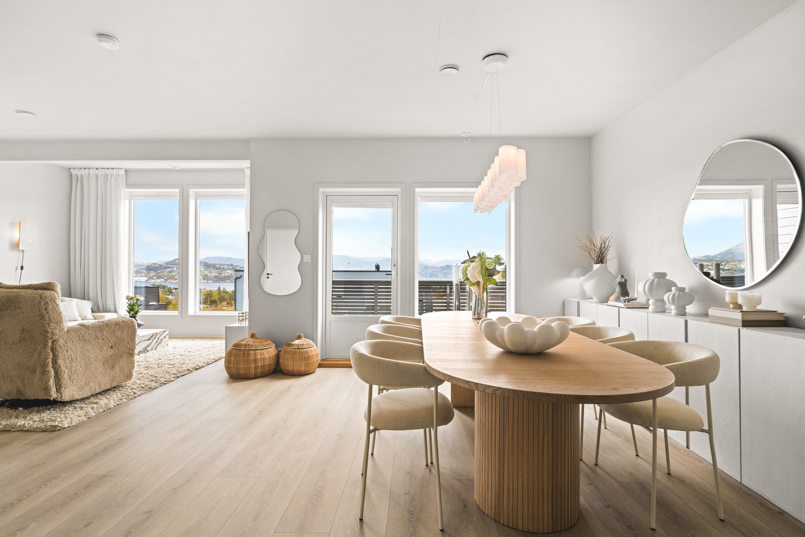 Bergby &Partners v/ Tarek André Bergfjord har gleden av å presentere Helletoppen 33! Galleribilde