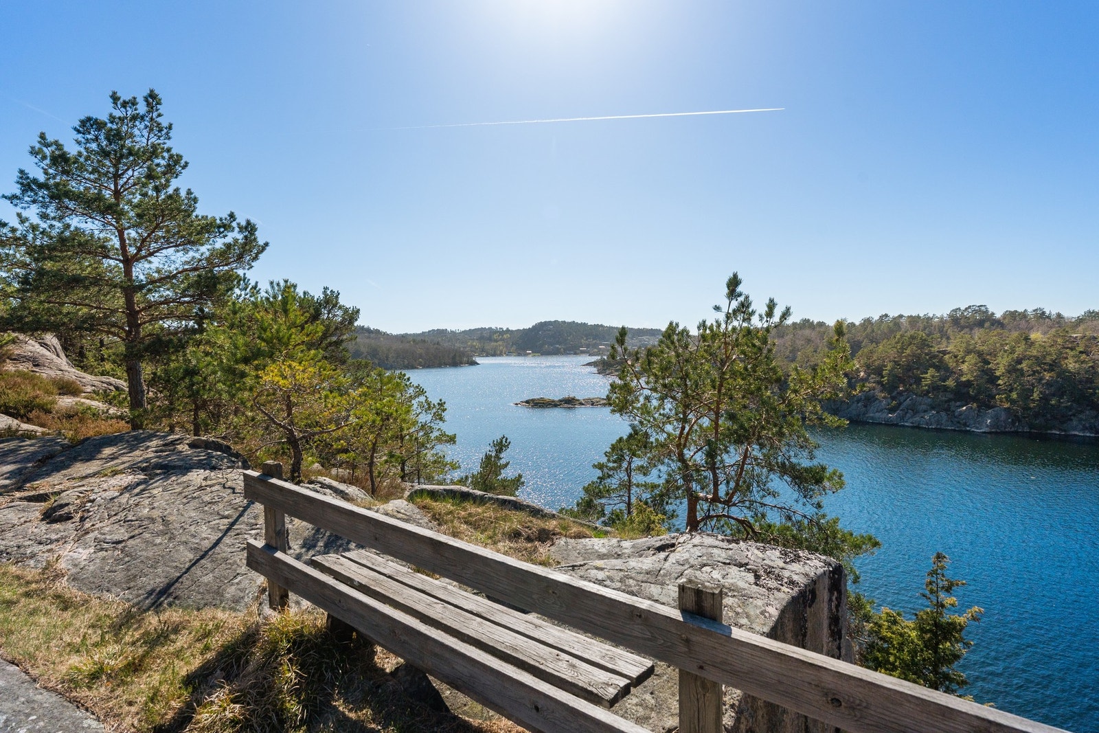 Flott sjøutsikt fra tomten Galleribilde