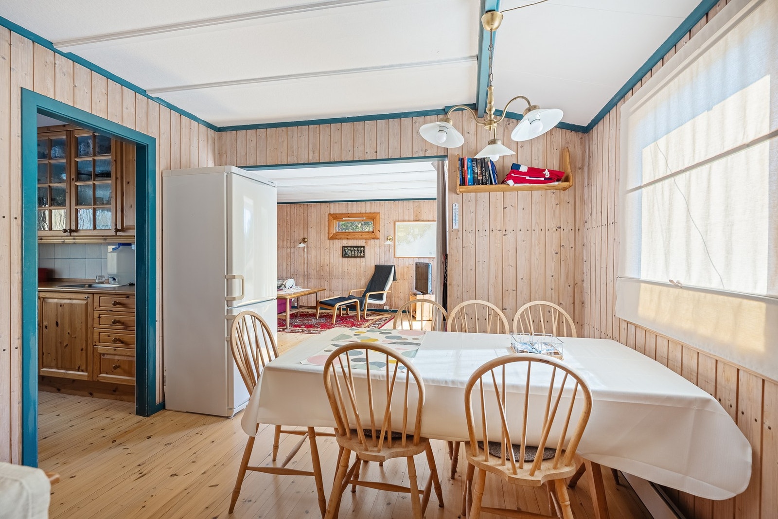 Spiseplass ved kjøkkenet Galleribilde