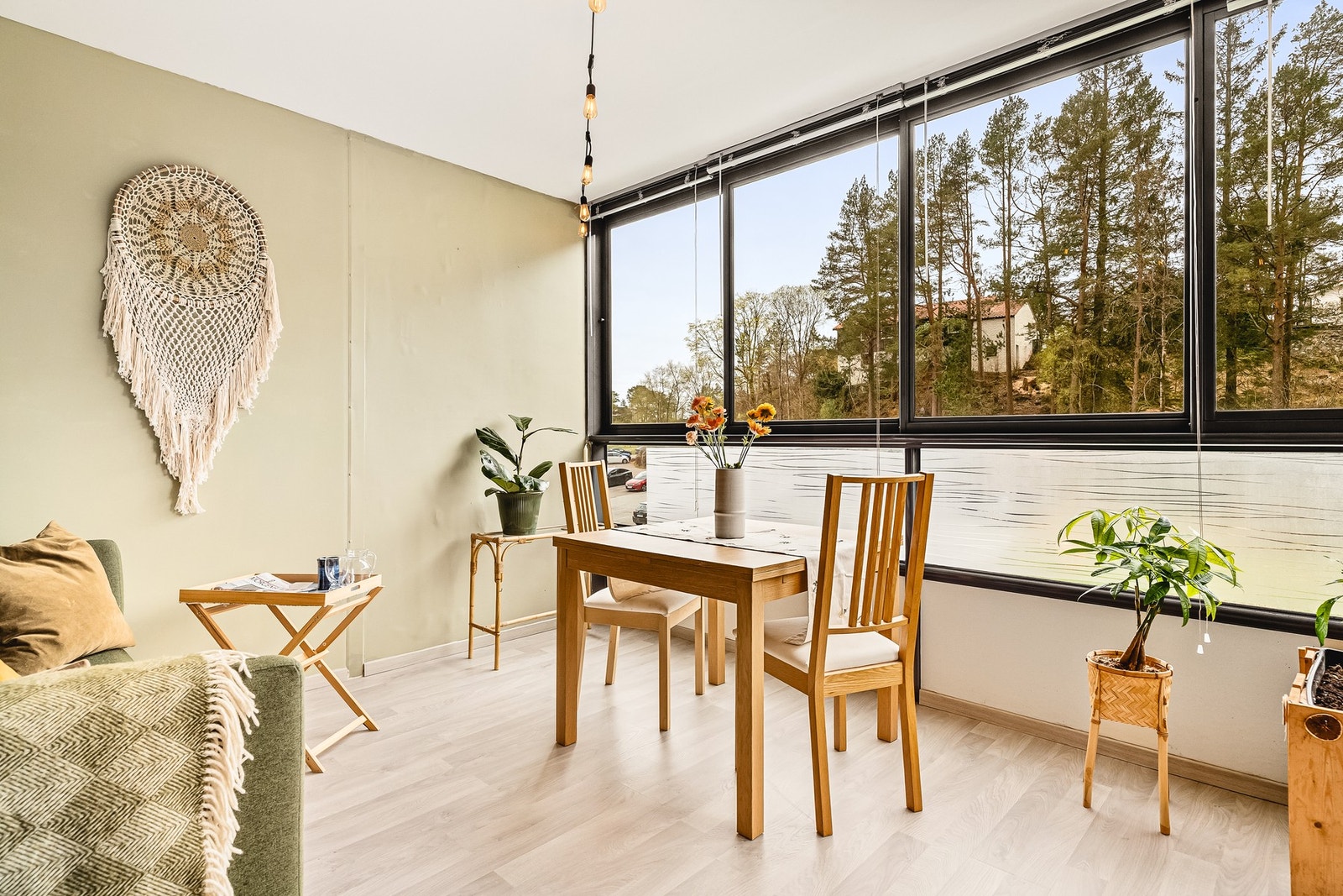 Balkongen måler 12 kvadratmeter Galleribilde