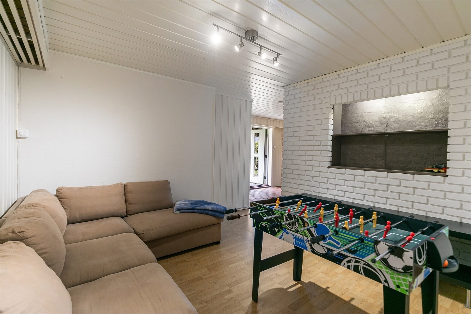 Kjellerstue med gulvvarme Galleribilde