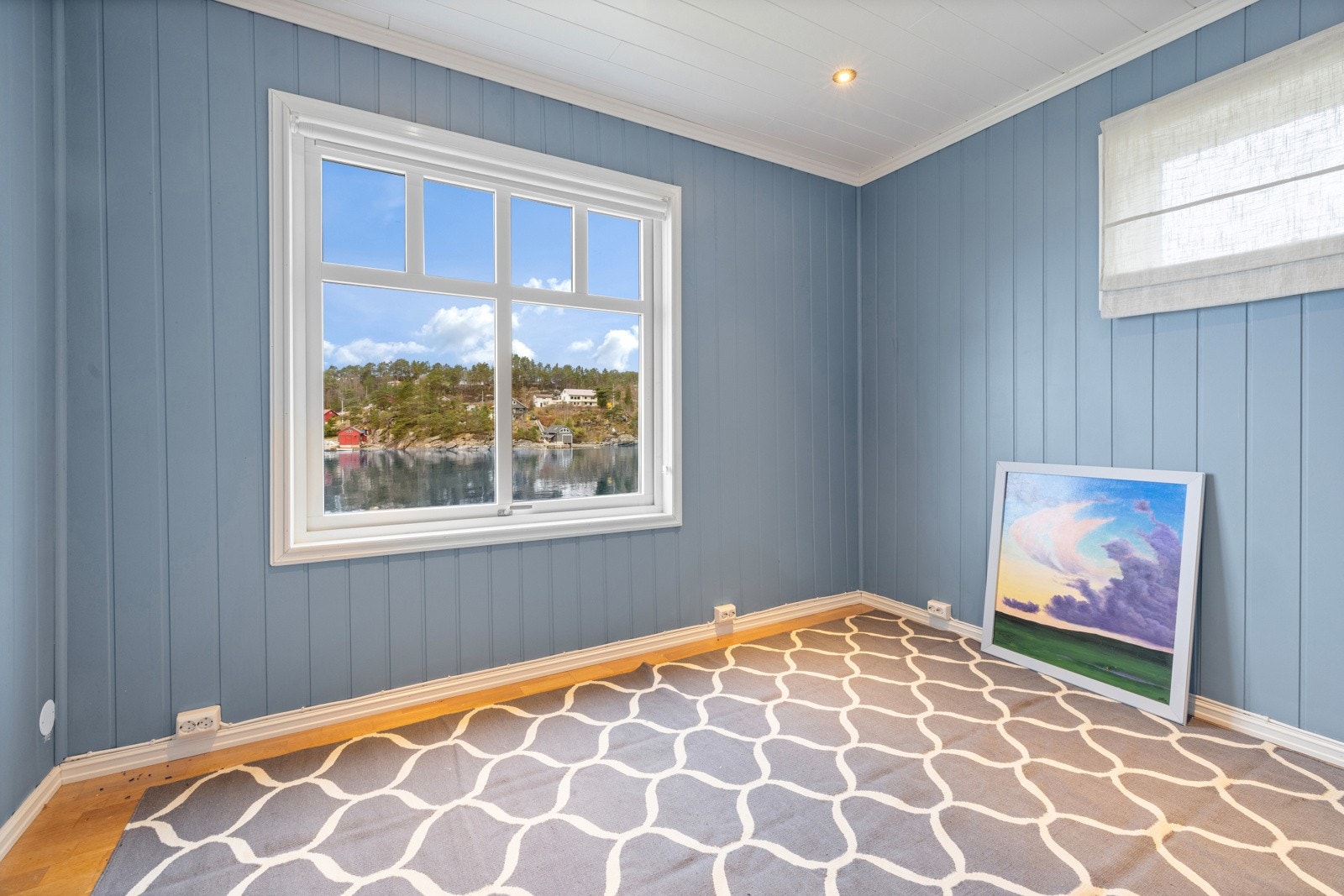 Det er 3 soverom i 2.etasje Galleribilde