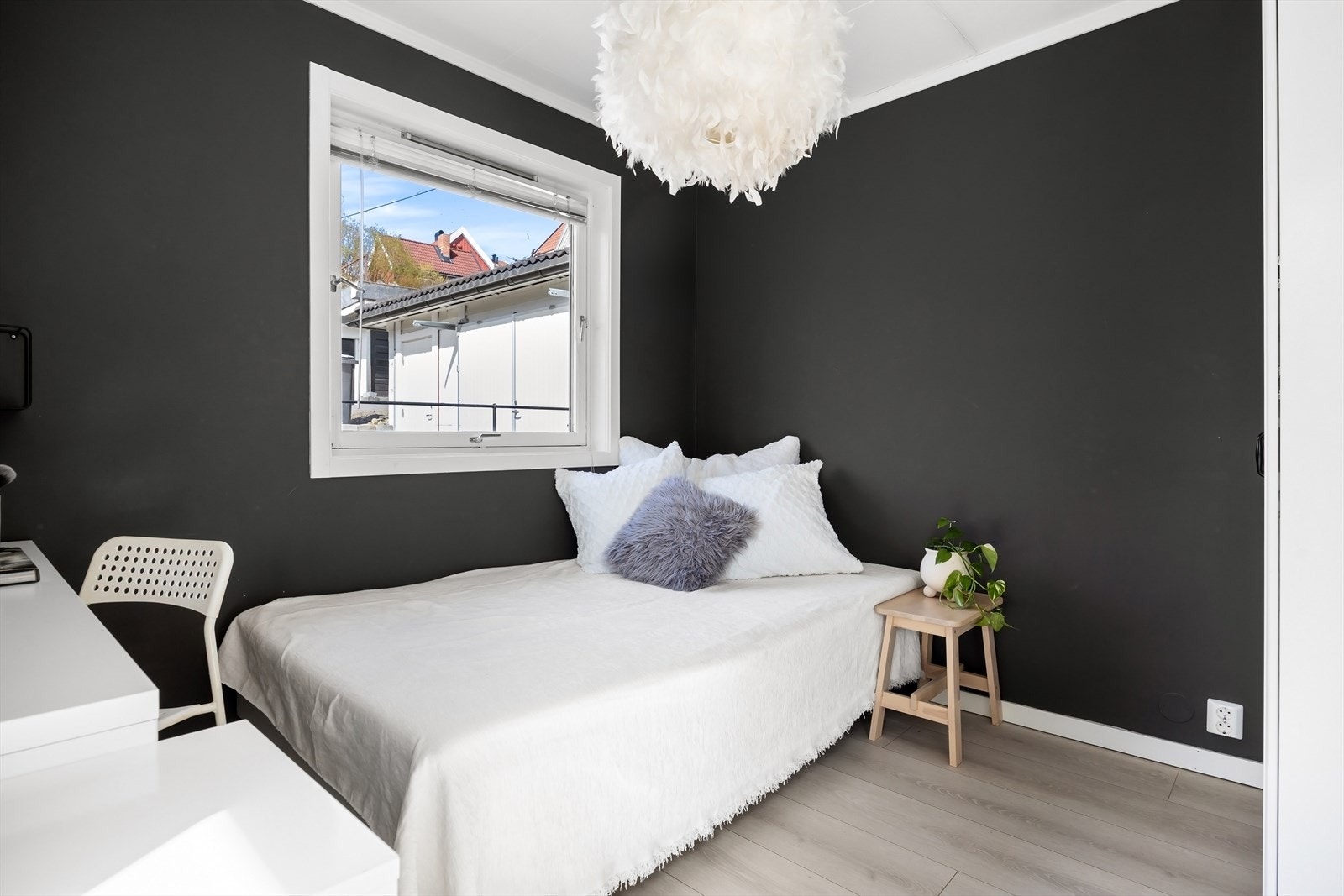 Boligen har 7 soverom totalt. Galleribilde
