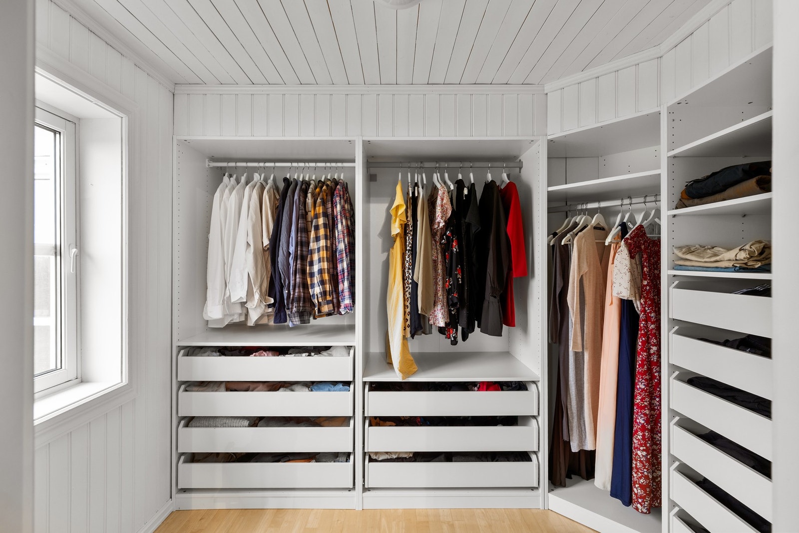 Garderobe/walk-in på 6 kvm. Galleribilde