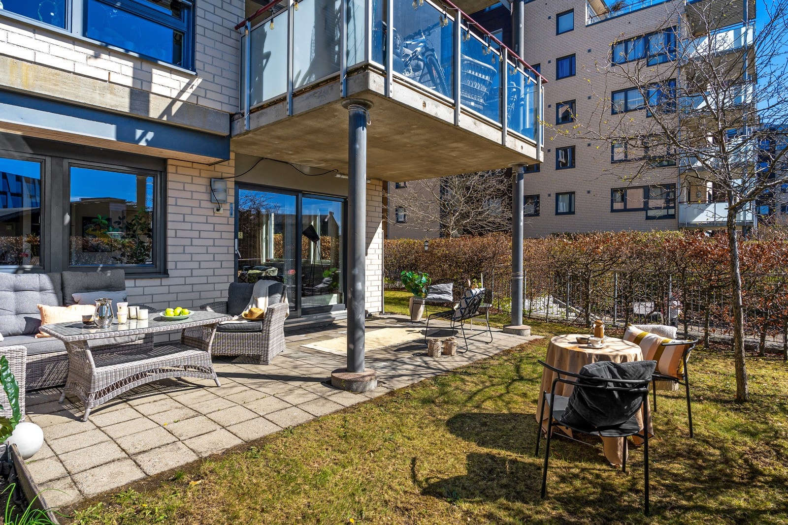 Boligen vender mot sydvest og har sol hele dagen. Galleribilde