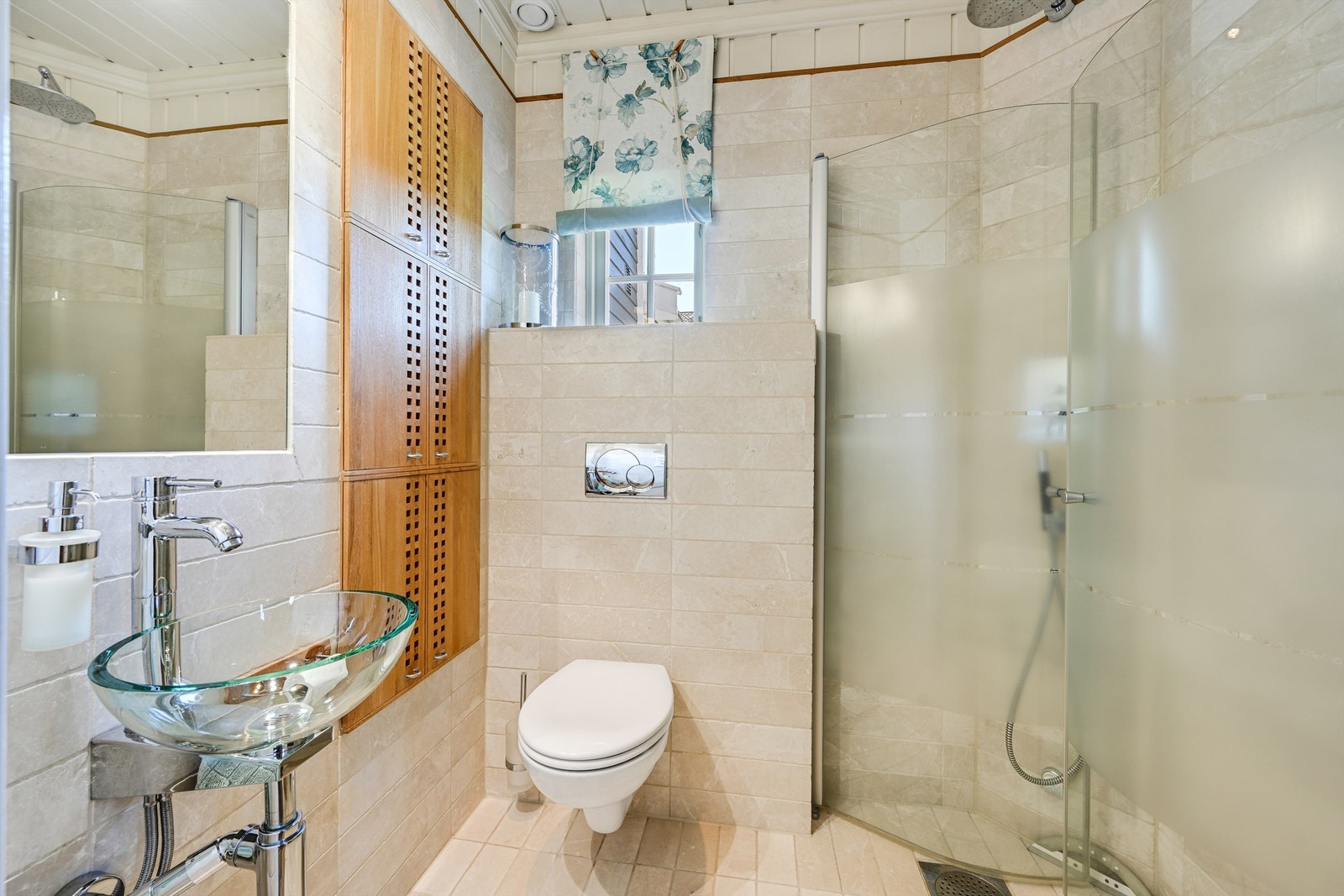 Badet har mekanisk avtrekk som sikrer god ventilasjon. Galleribilde