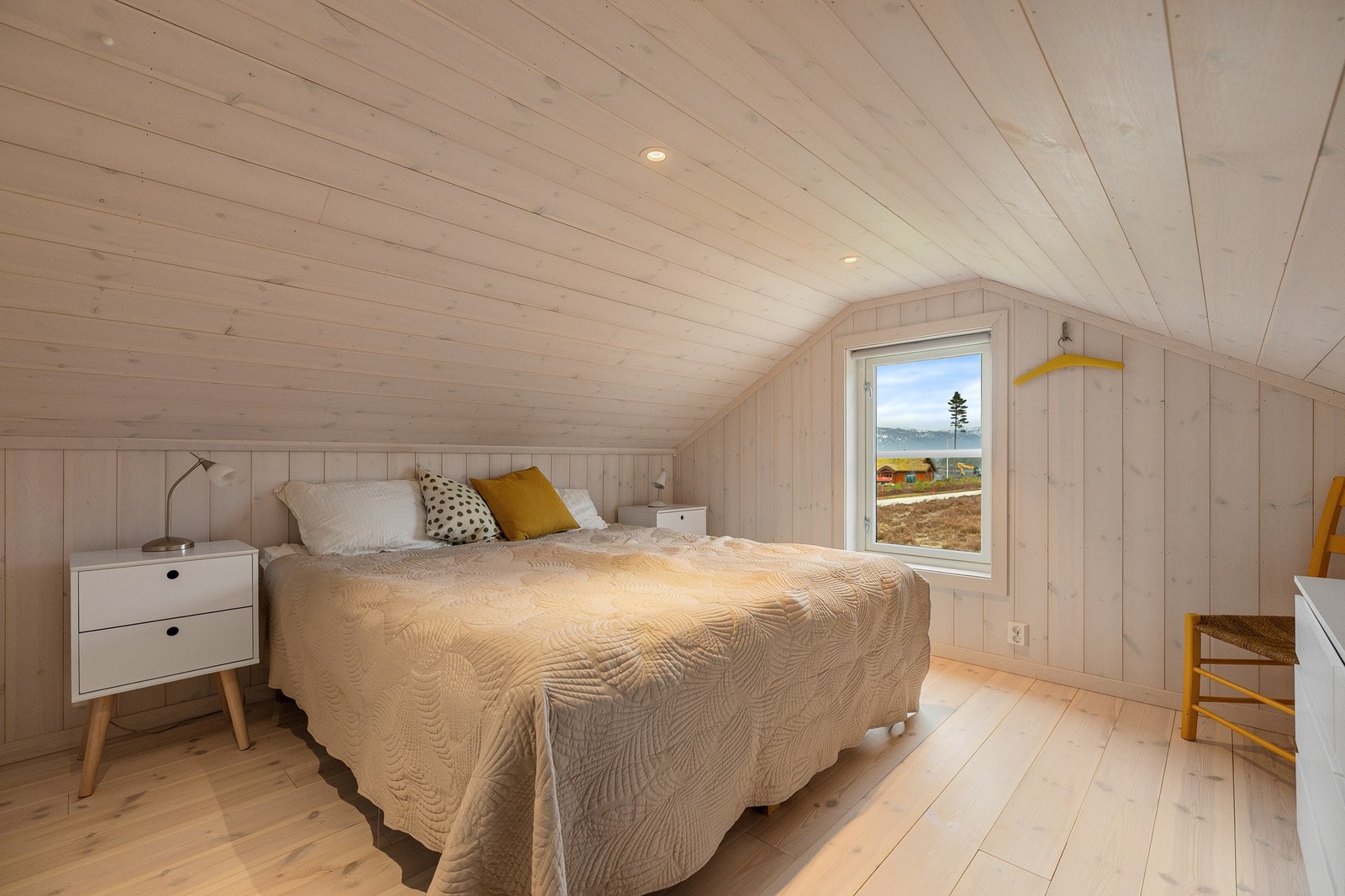 Hems med gode overnattingsmuligheter og flere soner som gir fleksibel bruk. Galleribilde