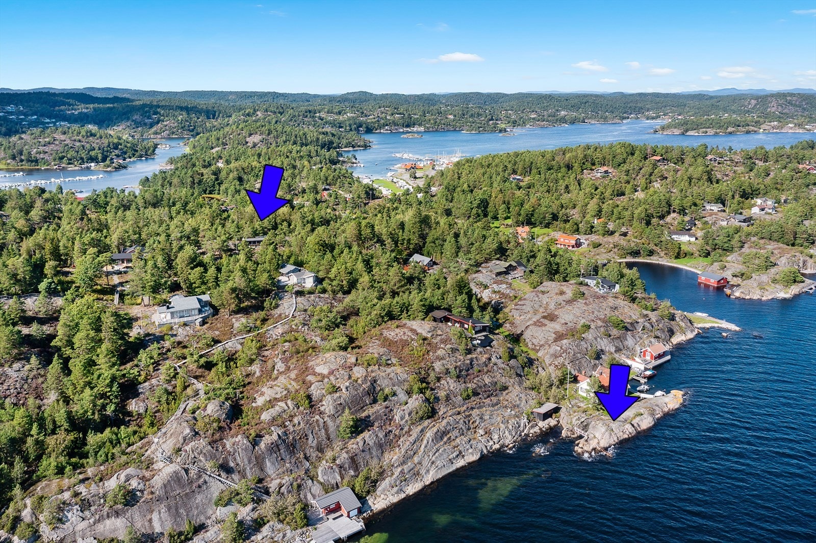 Eiendommen eier også andel av realsameie med fellesarealer helt nede ved vannet på gnr 85/bnr 220. Galleribilde