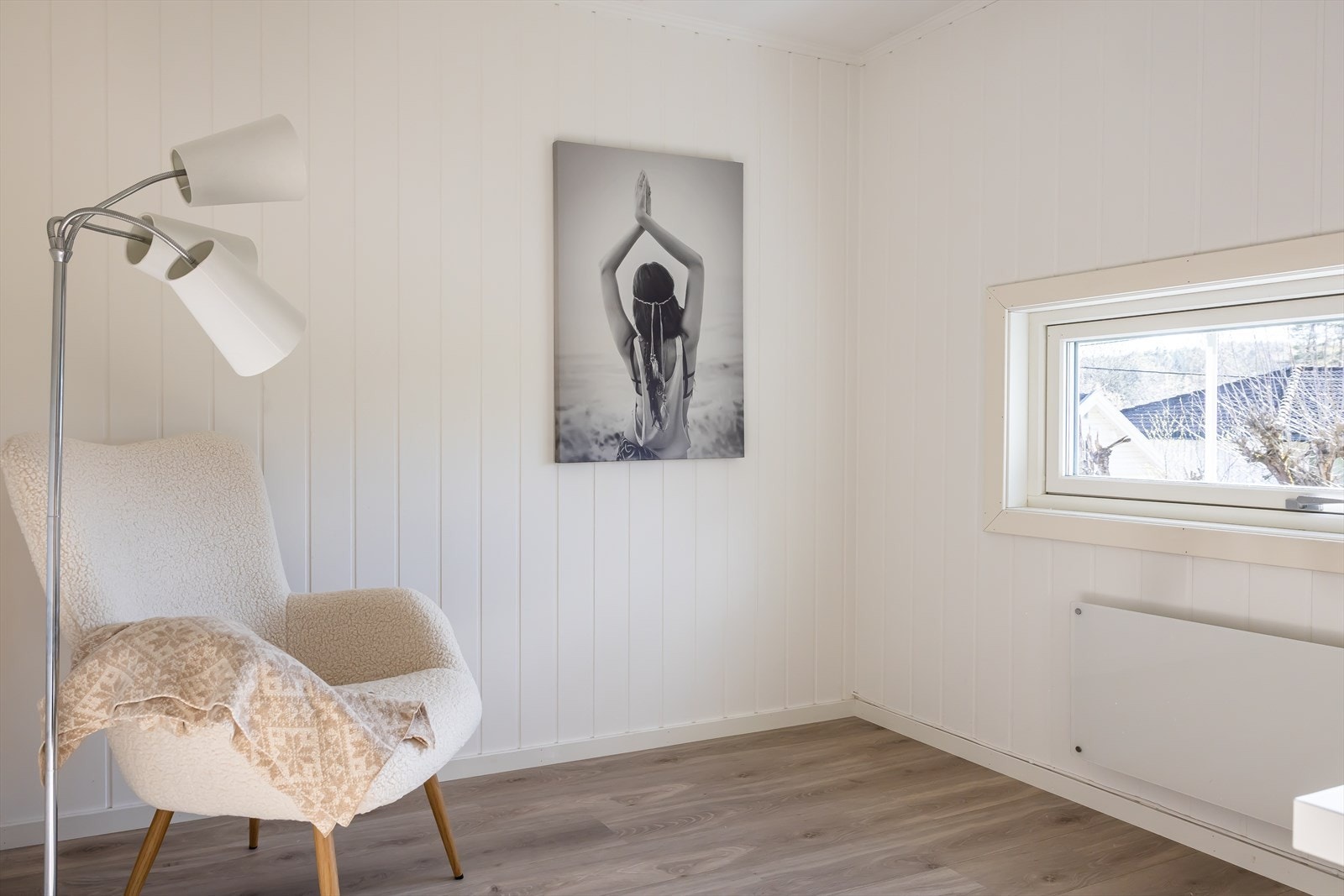 Soverom 4/kontor. Byggemeldt som garasje og ikke godkjent som rom for varig opphold. Galleribilde