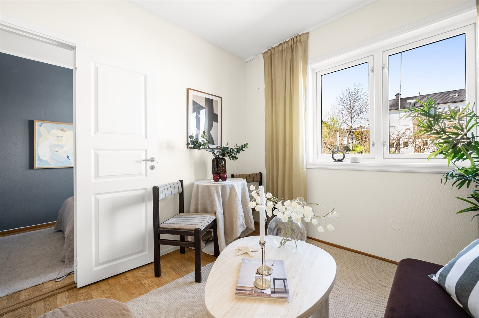 En lys og praktisk 2-roms selveierleilighet beliggende i attraktivt boligområde på Disen. Galleribilde