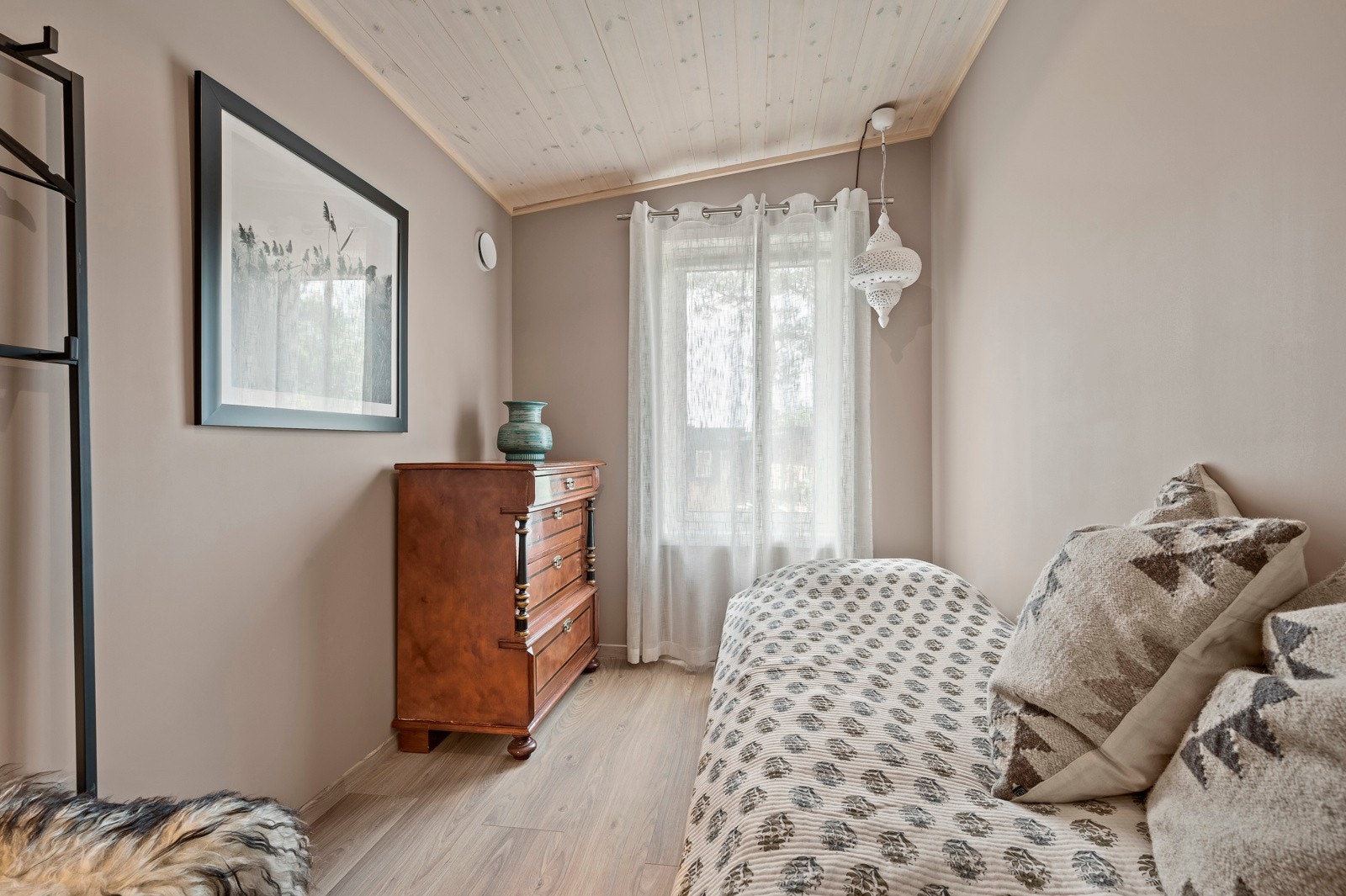 Soverom holder god standard Galleribilde