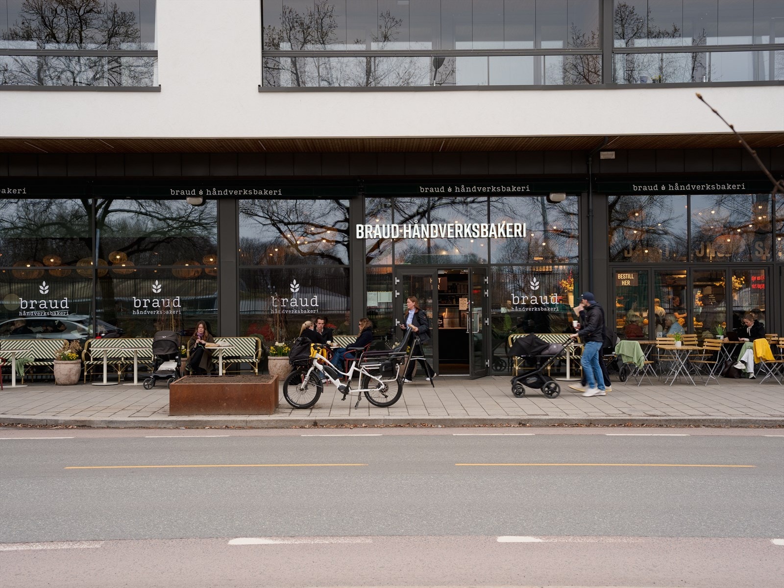 Populære Braud Håndtverksbakeri rett rundt hjørnet Galleribilde