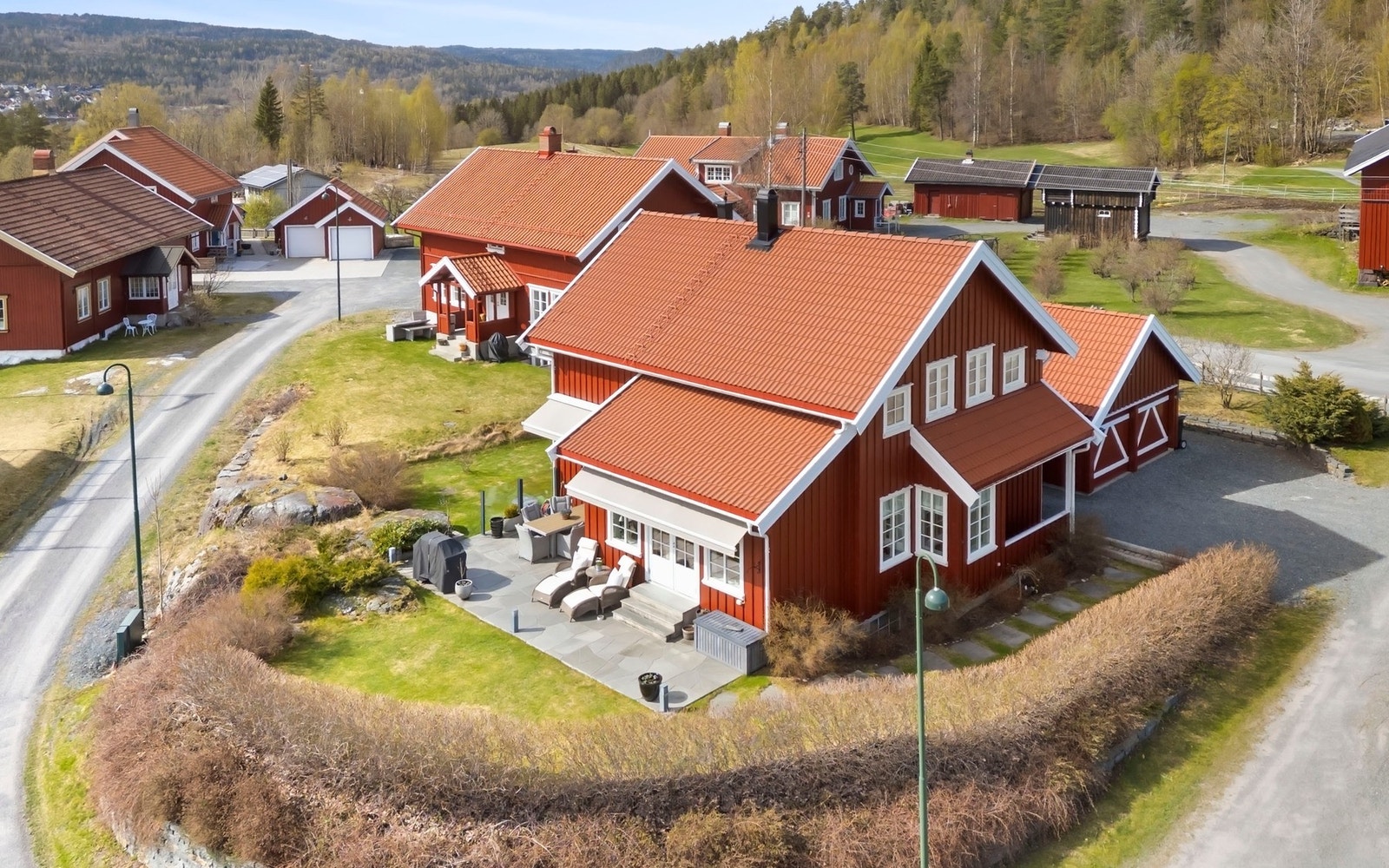 Boligen ligger i et meget hyggelig nabolag med godt naboskap Galleribilde