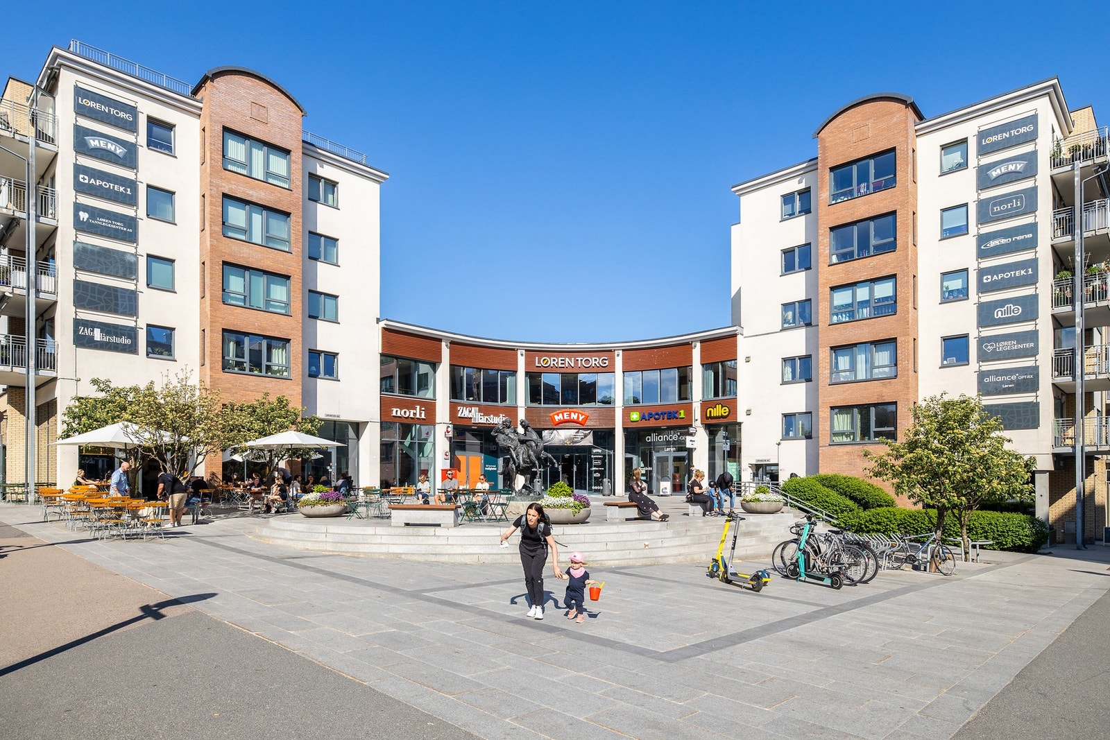 Løren Torg like i nærrheten Galleribilde