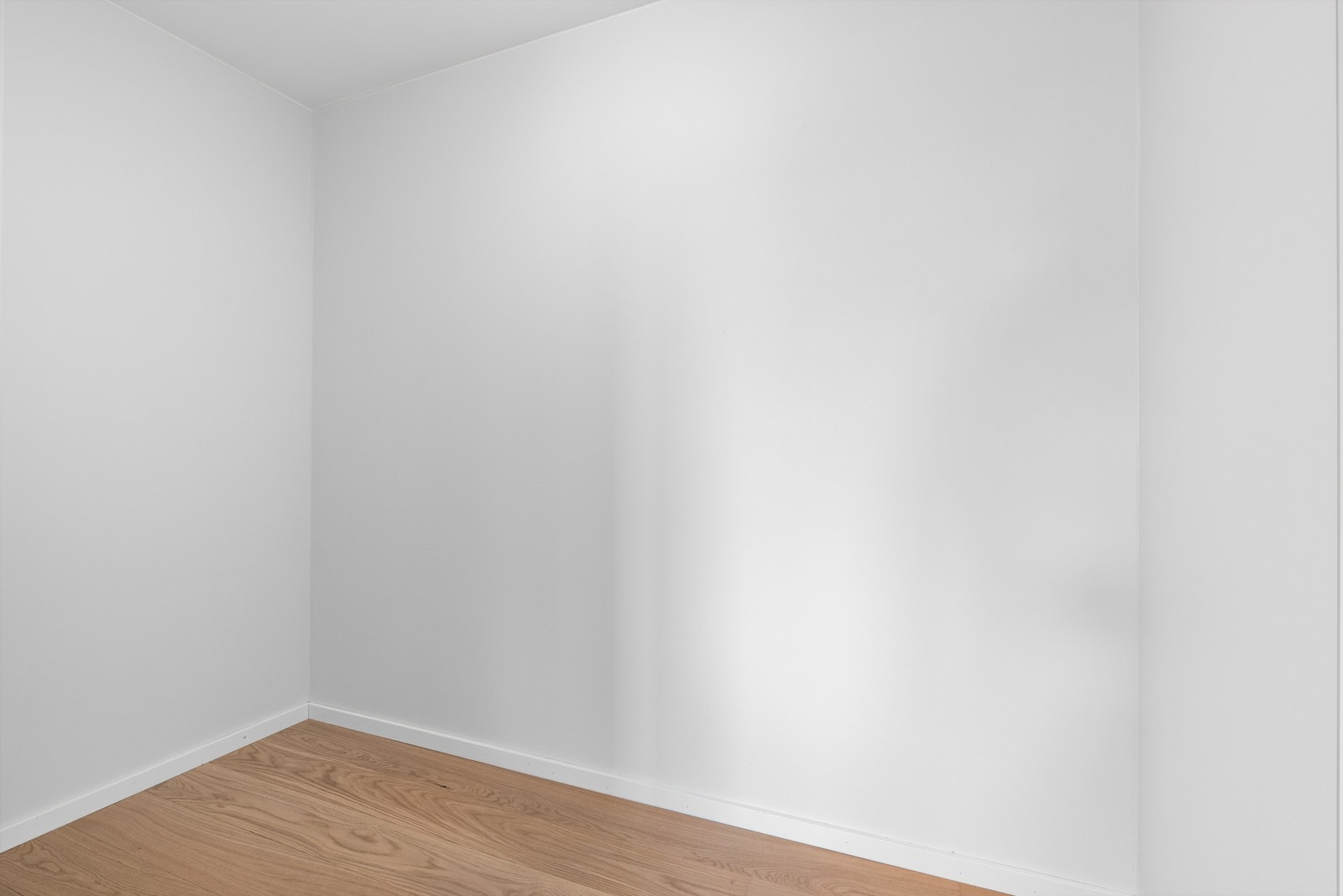 Boden innafor soverommet kan fint innredes og brukes som walk in closet. Galleribilde