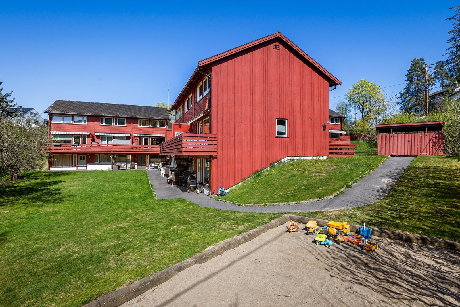 Lekeplass for de små. Galleribilde