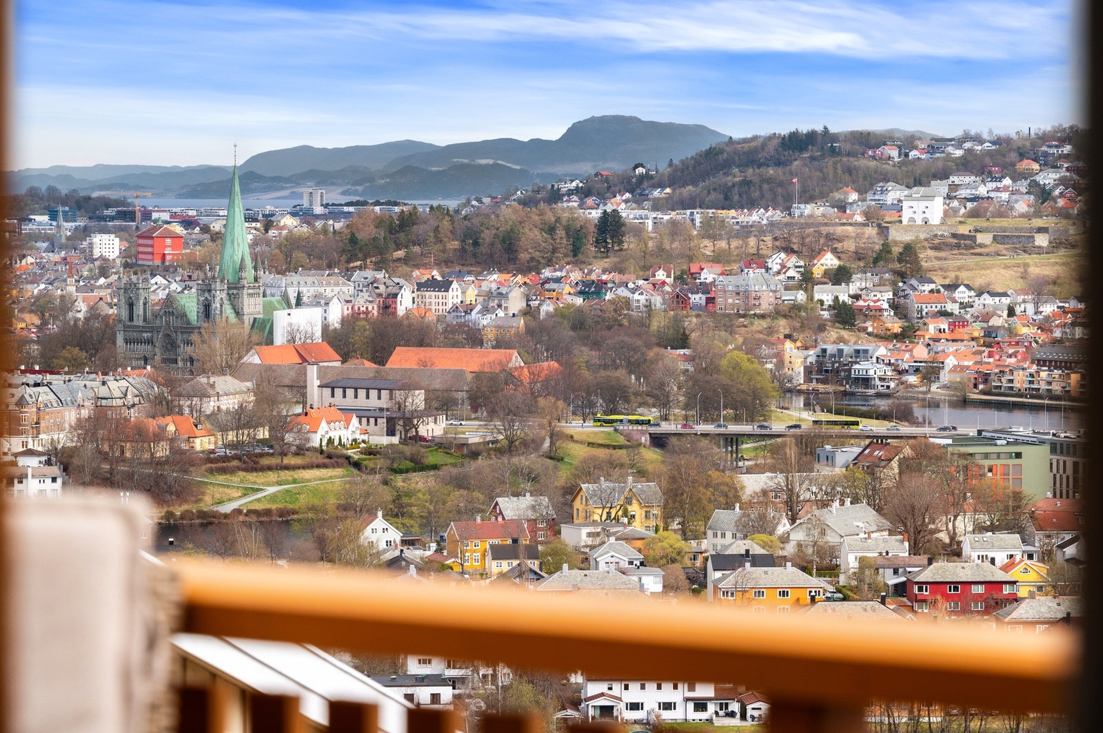 og Trondheim sentrum. Galleribilde