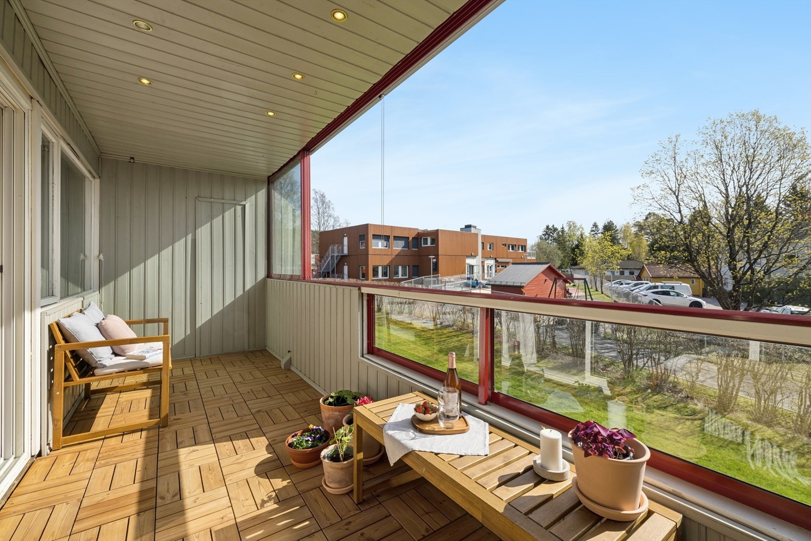 Dette er en lys og pen 2-roms andelsleilighet i et veldrevet borettslag. Galleribilde