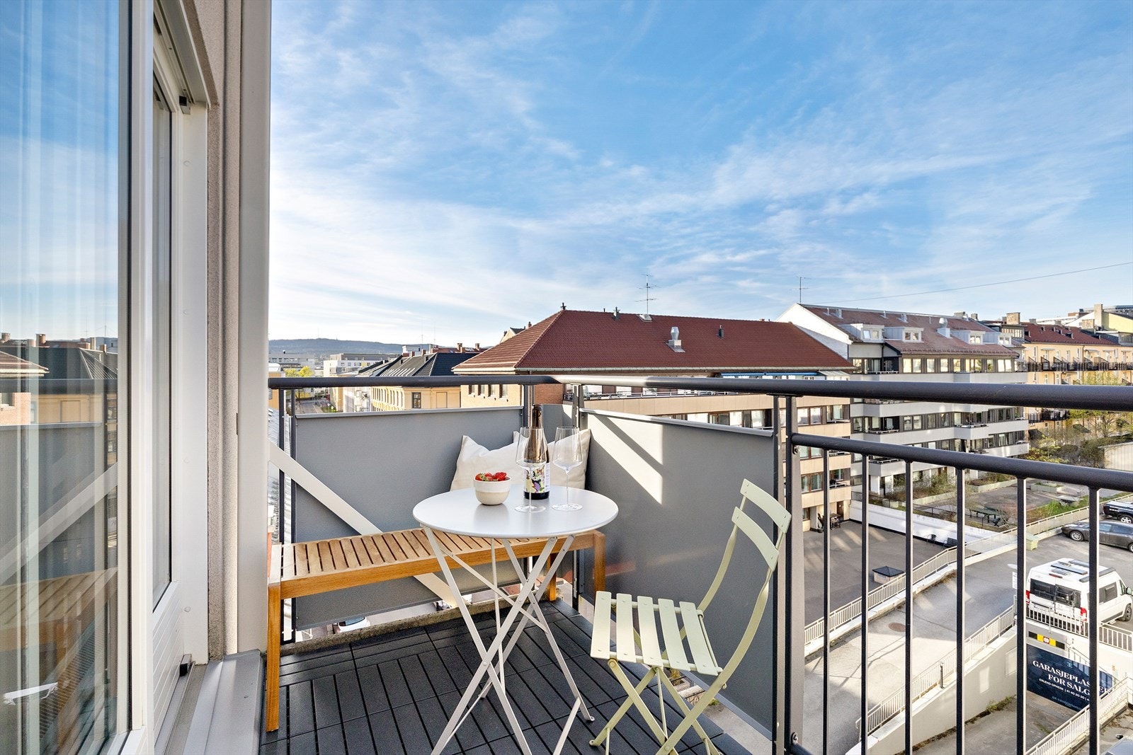 På balkongen er det plass til utemøblement og beplantning. Galleribilde