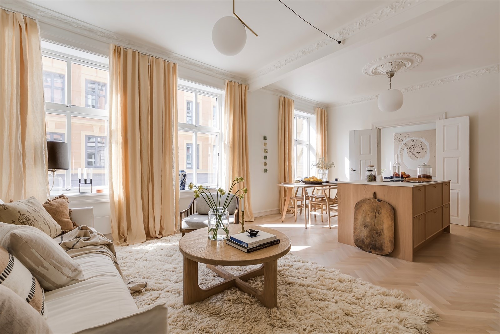 Velkommen til nydelige Seilduksgata 6B! Presentert av Silje Heggø ved Nordvik. Foto: Flexfoto ved Kenneth Willassen Galleribilde