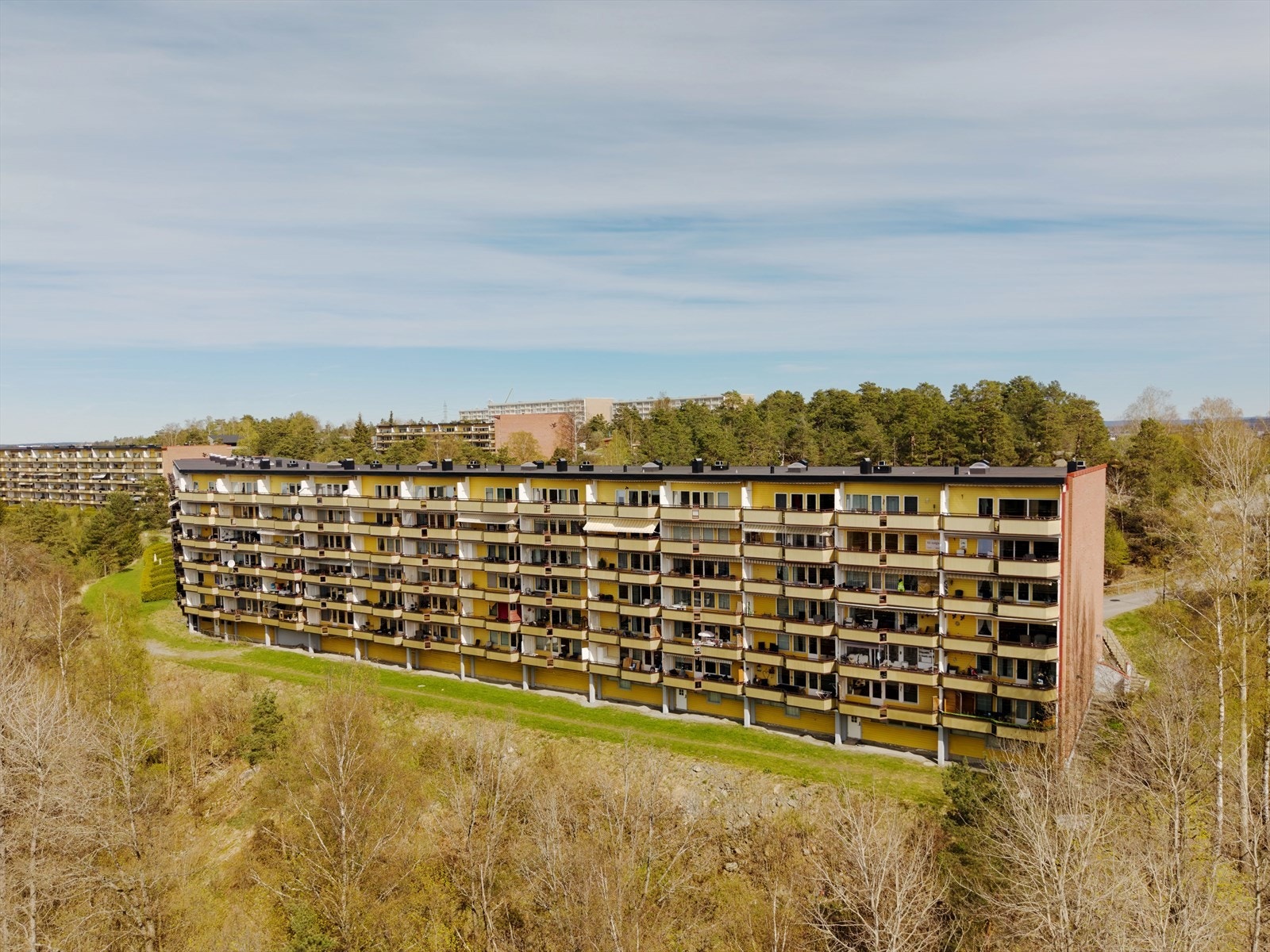 Leiligheten er en del av Gjerrebogen 1 borettslag som består av 468 andelsleiligheter. Galleribilde