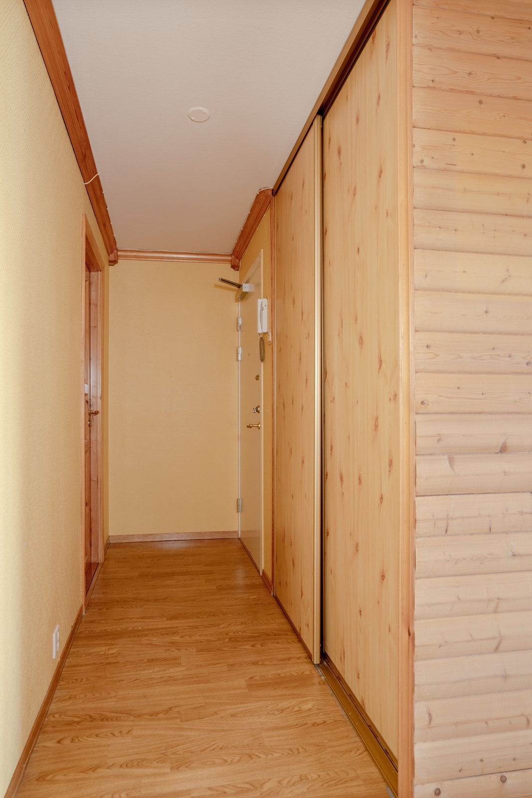 Entré. Galleribilde