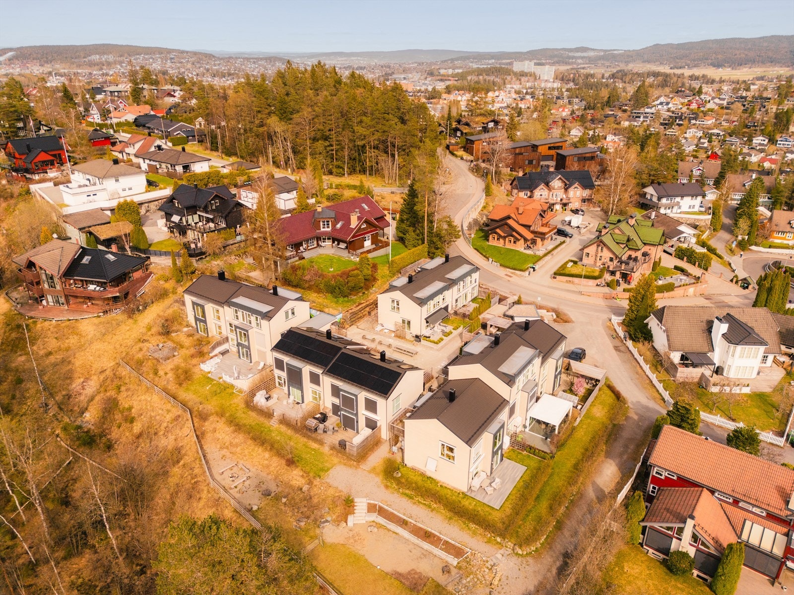 Sameiet grenser til marka med fantastiske turmuligheter. Galleribilde