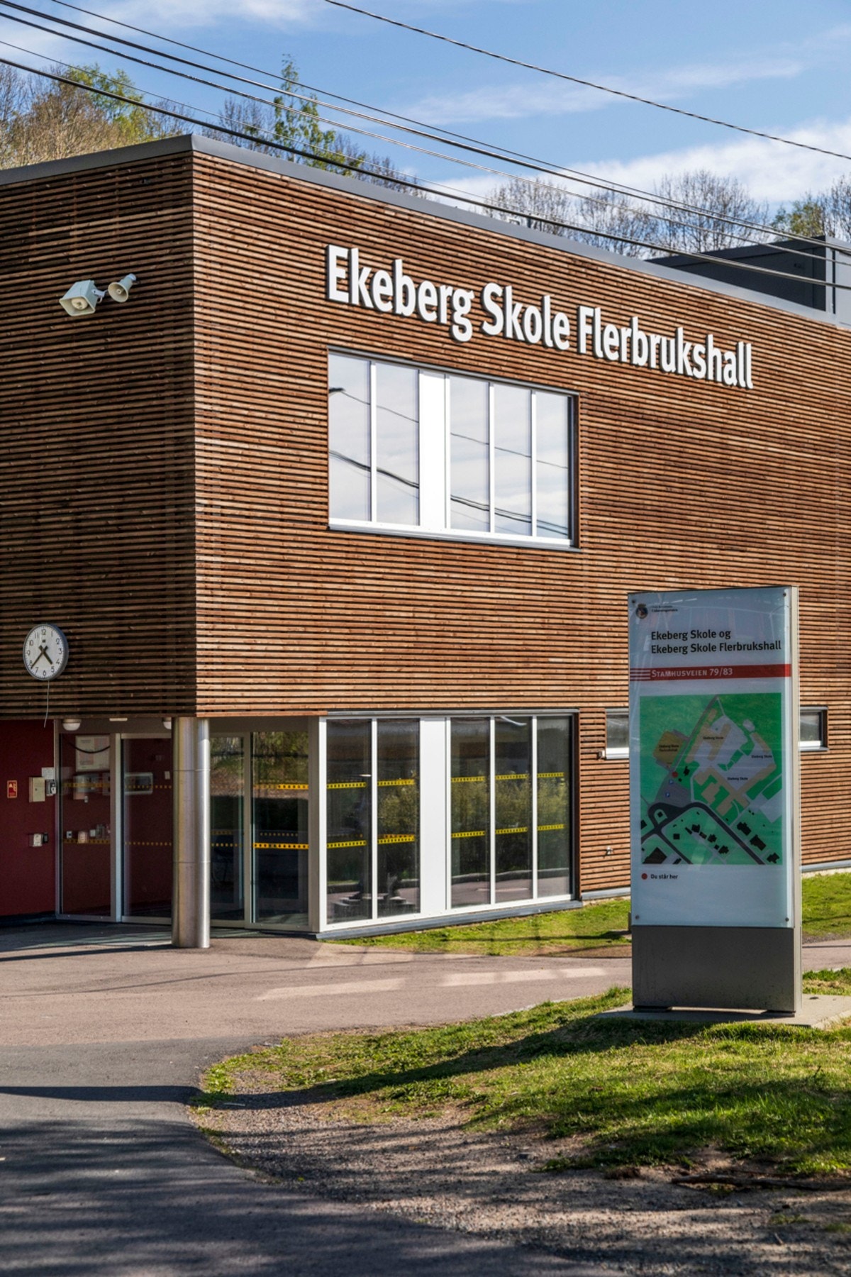 Flerbrukshall ved Ekeberg barneskole. Galleribilde