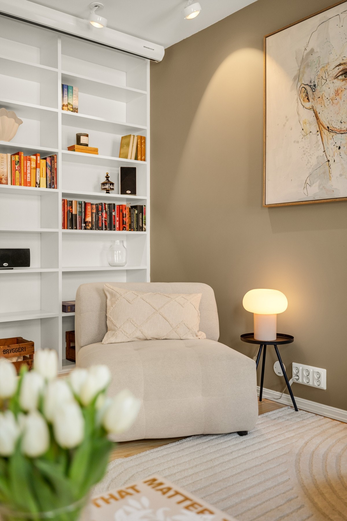 Detaljbilde av stue/kinorom Galleribilde