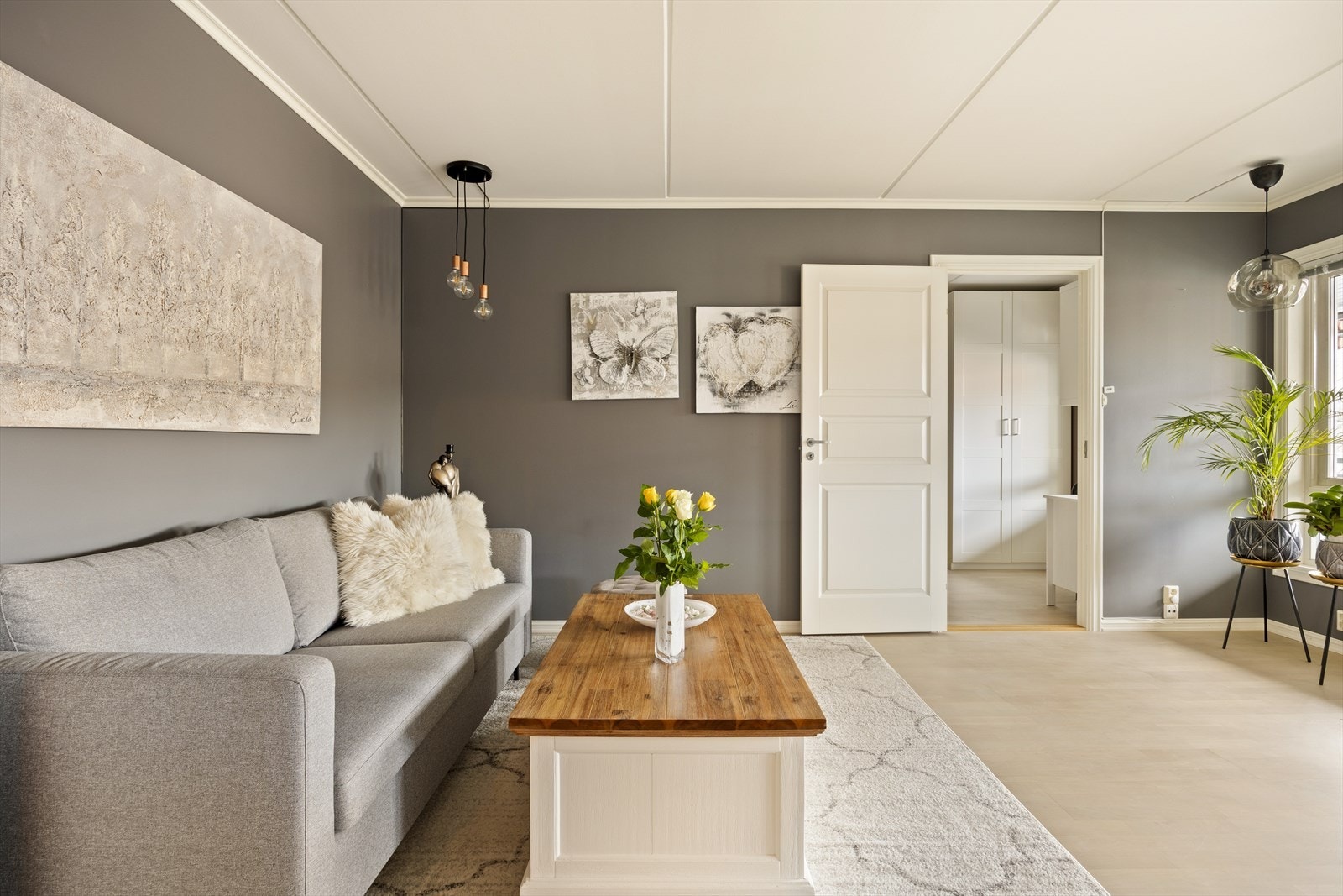 Videre fra stuen finner vi soverom nr 2. Galleribilde