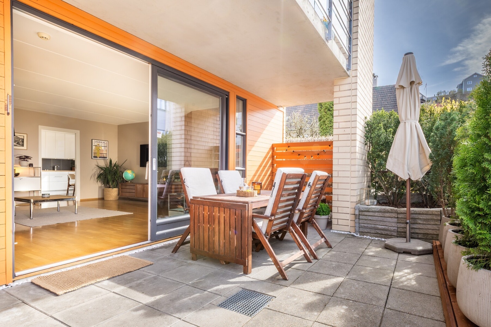 Leiligheten har utgang til vestvendt terrasse på 20 m² Galleribilde