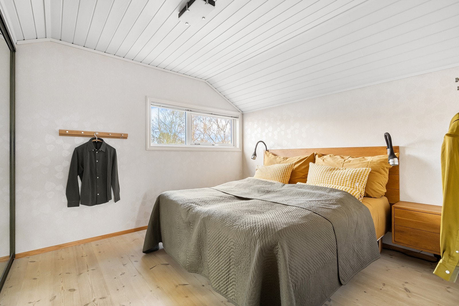 Hovedsoverom av god størrelse med plass til dobbeltseng. Galleribilde