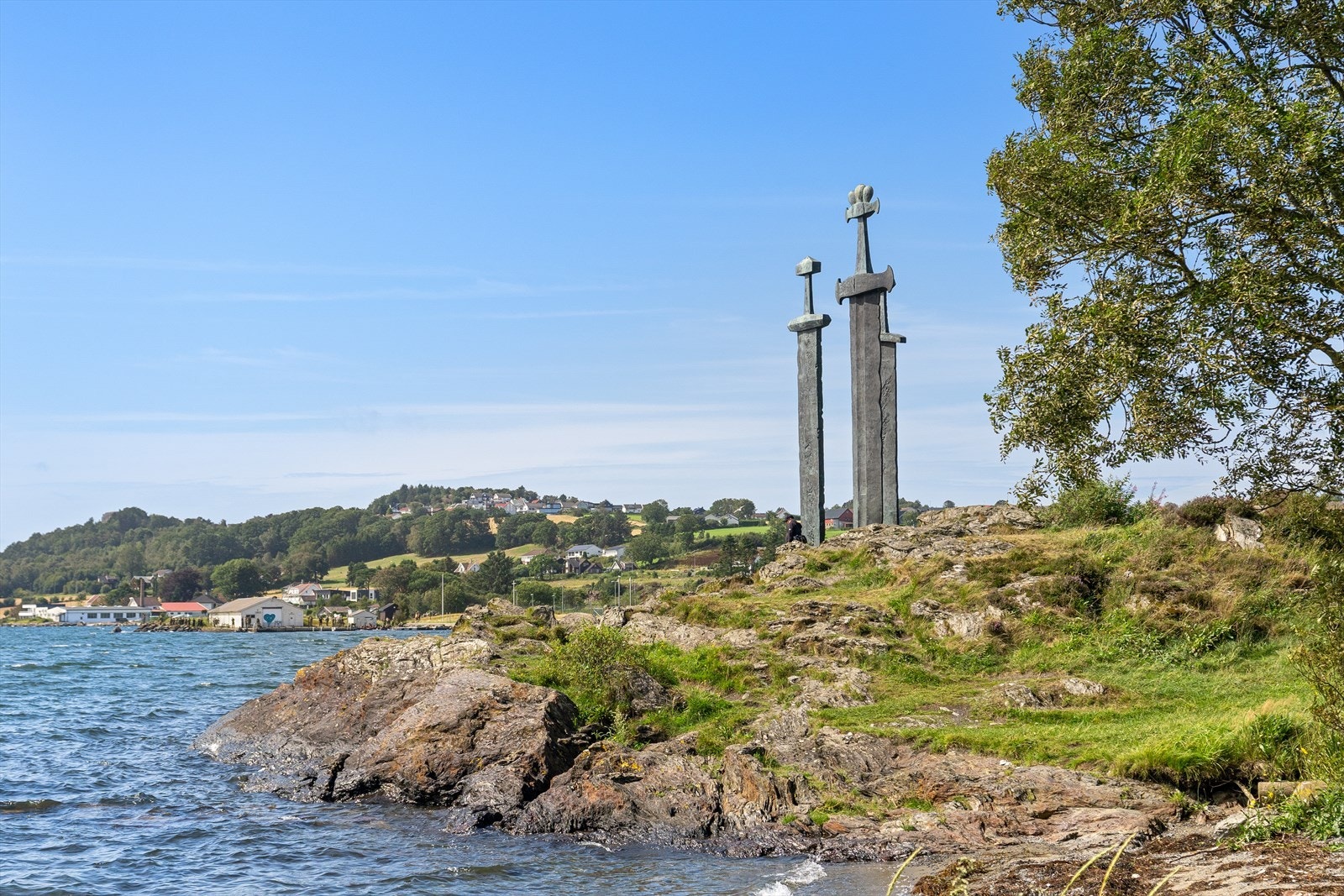 Kort avstand til populære sverd i fjell og møllebukta. Galleribilde